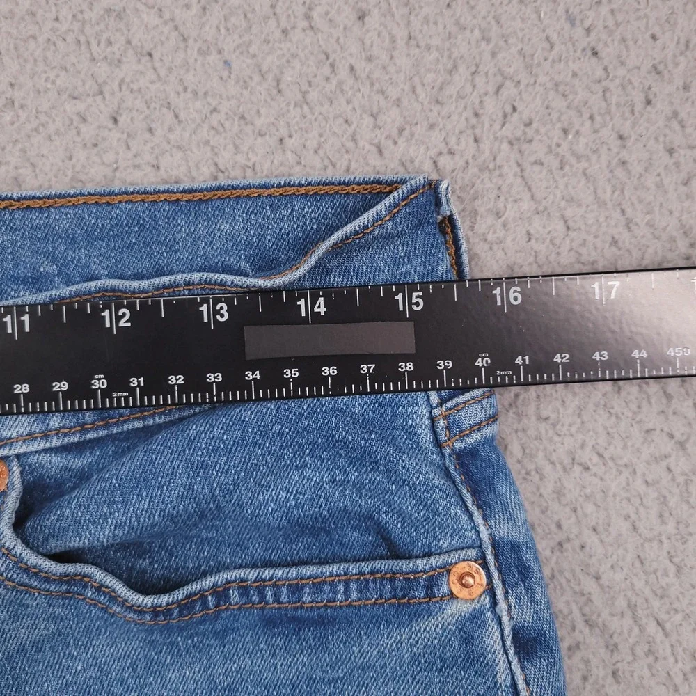 LEVIS Jeans Size 31 Wedgie Straight High Rise Button Fly Stretch Denim
